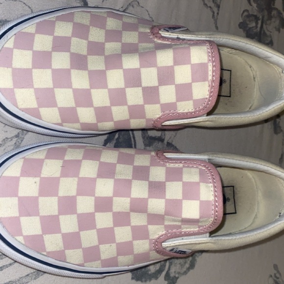 Vans - Picture 2 of 4